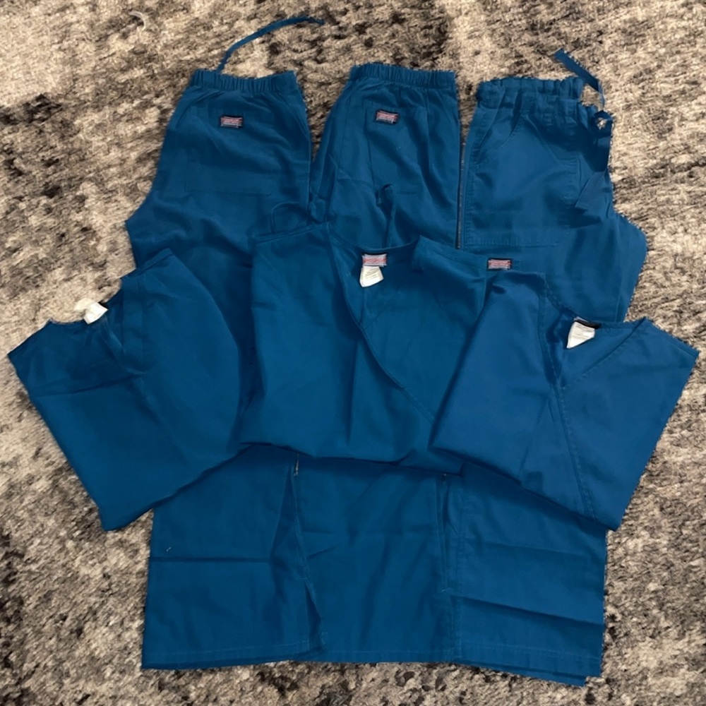 Cherokee scrub set bundle of 3 scrub outfits, size small and x small